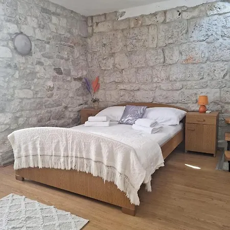 Apartment Tonka Trogir Exterior photo