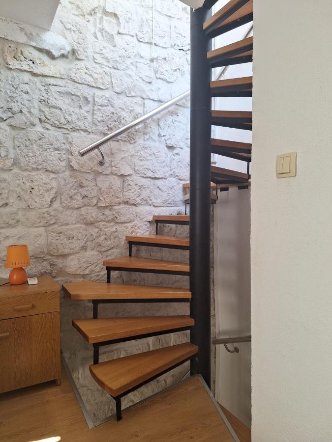 Tonka Apartman *